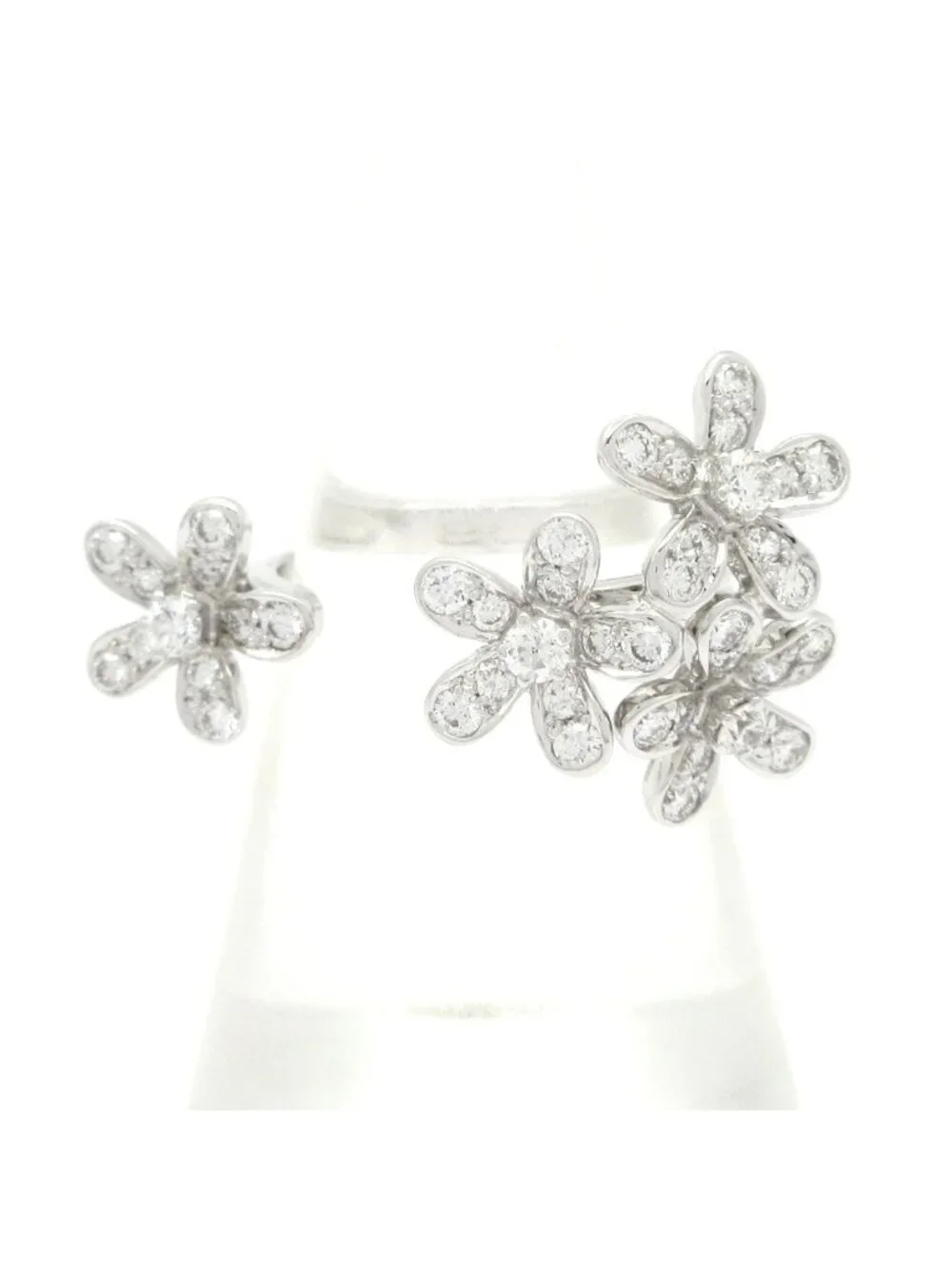 Van Cleef & Arpels Ring 50 Socrates Entre les Doors 18k White Gold Diamond
